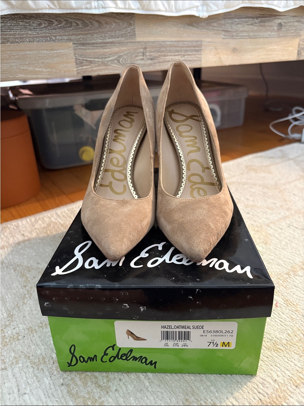 Sam Edelman Pointed Toe Pumps in Oatmeal Suede